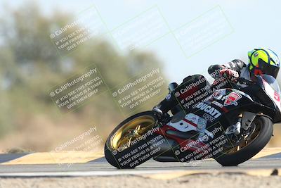 media/Oct-13-2025-Moto Forza (Mon) [[a66d839500]]/2-A Group/Session 4 Turn 7/